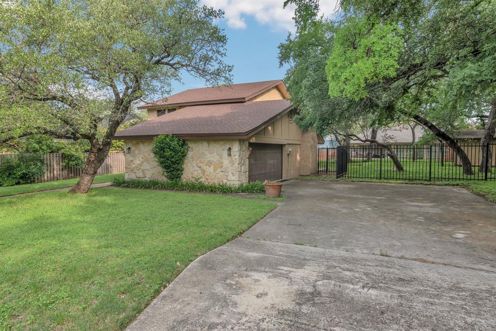 7804 Skylake Drive