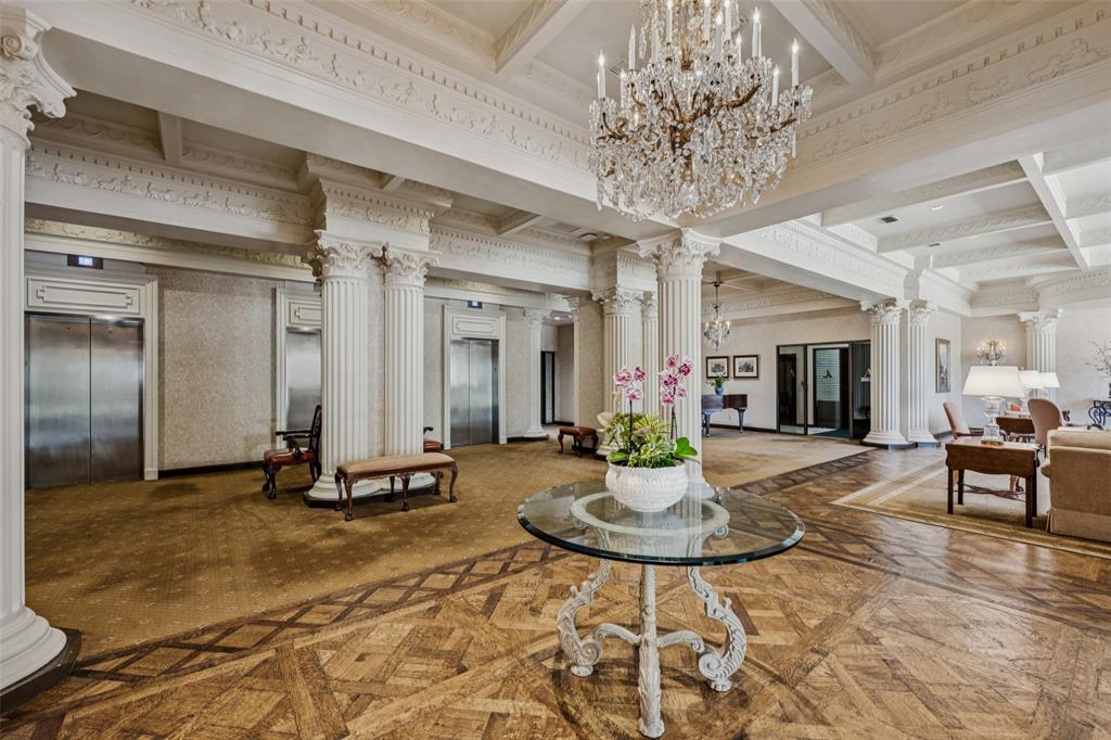 Athena Condo - Residential