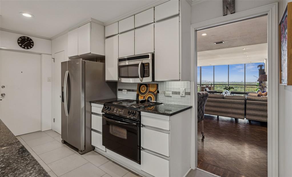 Athena Condo - Residential