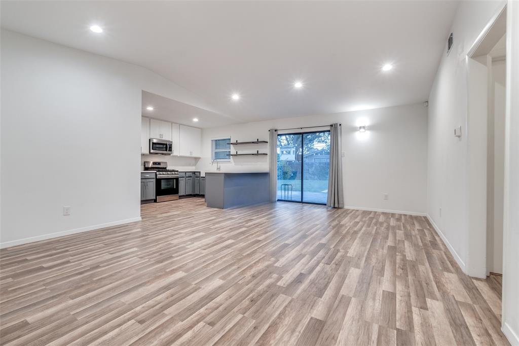 Lochwood Estates - Residential Lease