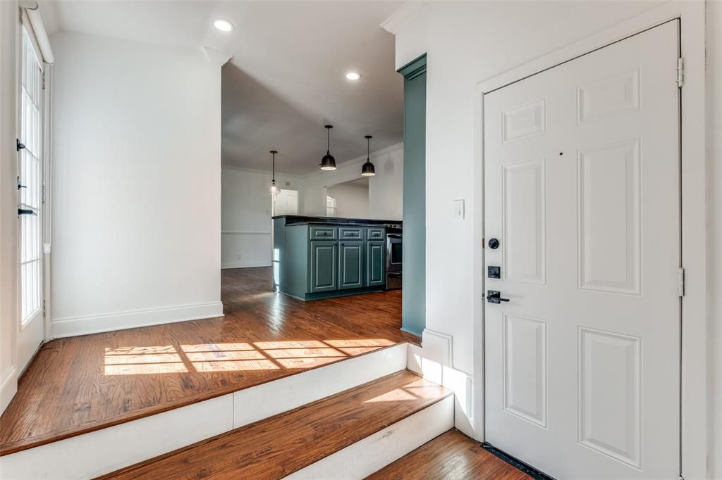 Photo of 7236 Wake Forrest Drive, Dallas, TX 75214 (MLS # 21192363)