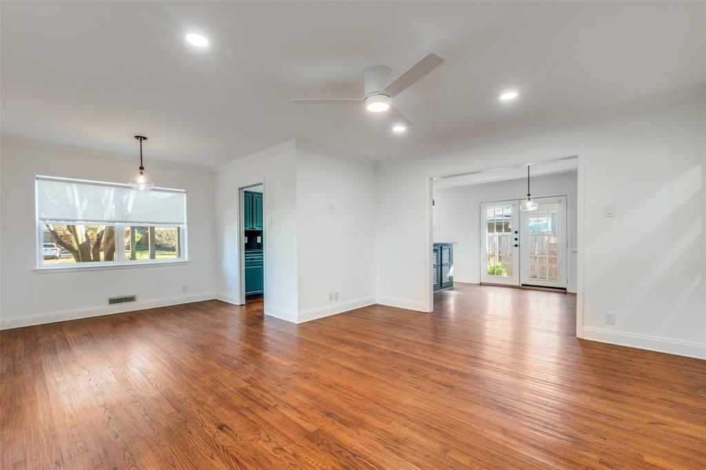 Photo of 7236 Wake Forrest Drive, Dallas, TX 75214 (MLS # 21192363)