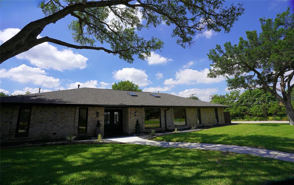 Glen Cove Inst 03 - Residential