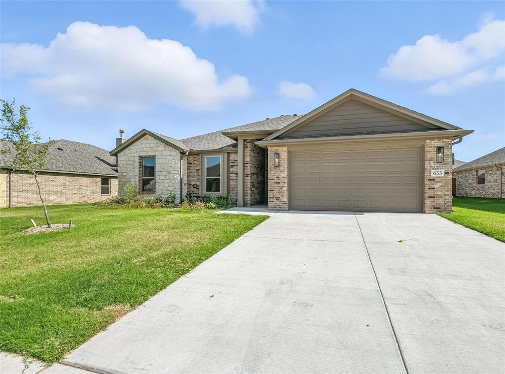 633 Mooney Drive