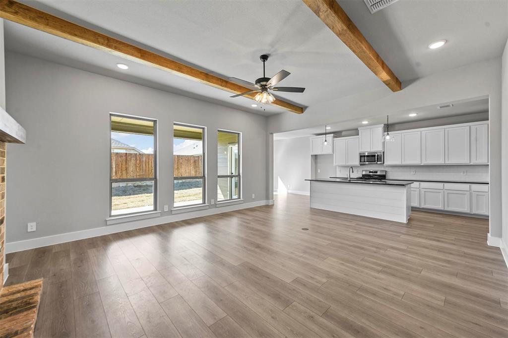 633 Mooney Drive