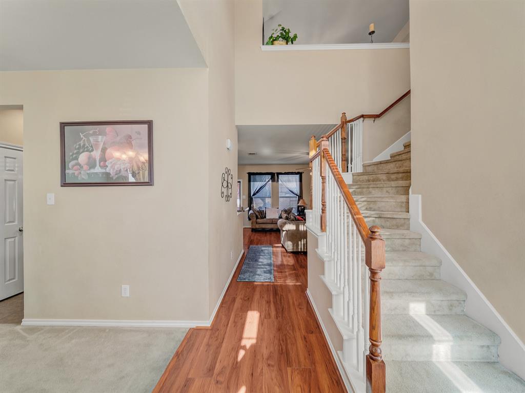 1139 Hampshire Lane