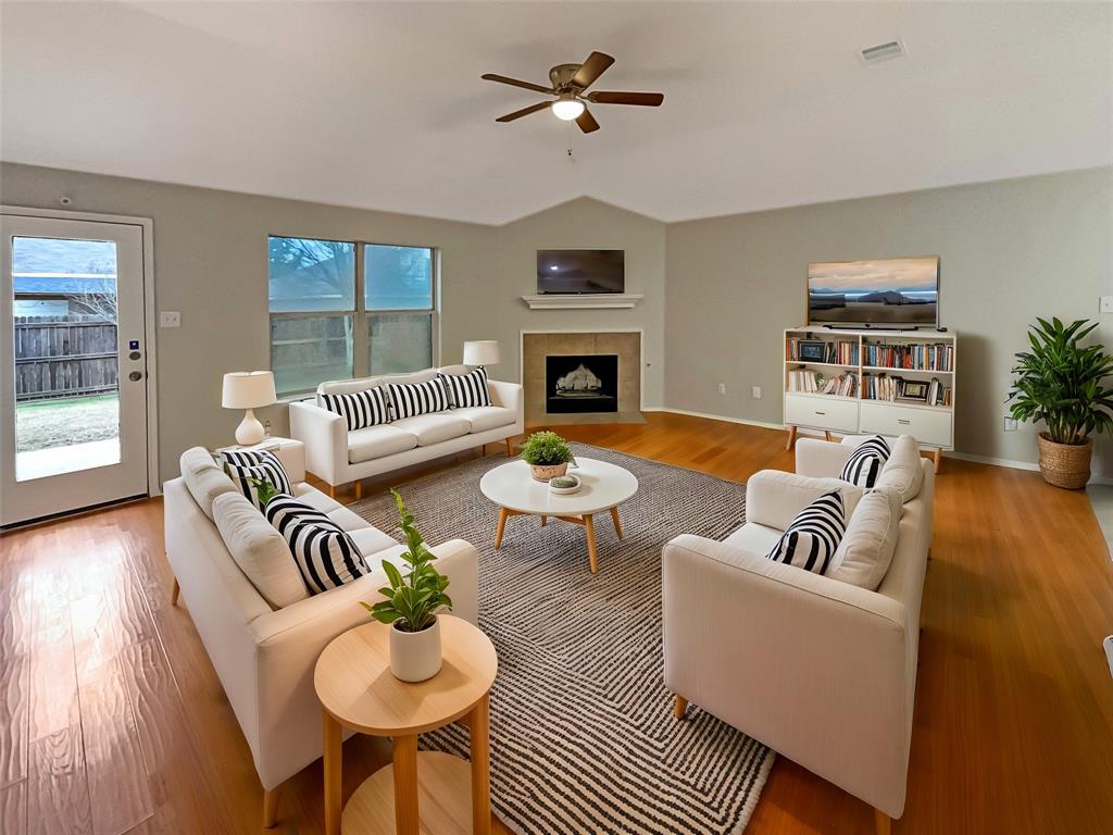 10433 Lake Park Drive