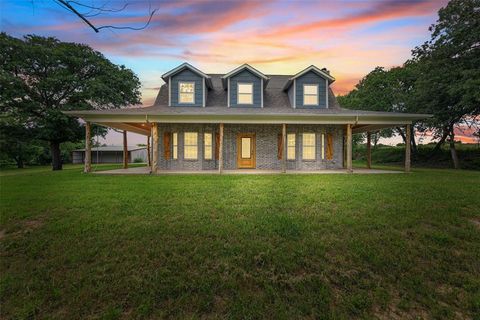 317 County Road 4790 Boyd TX 76023