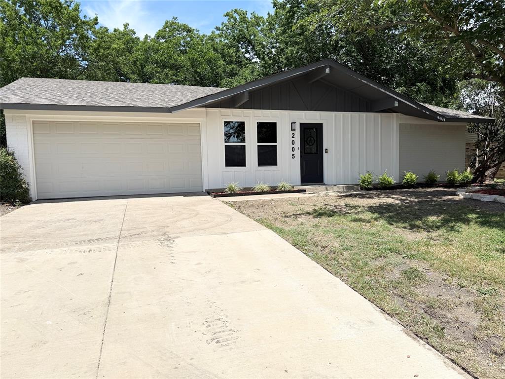 2005 Brentwood Lane