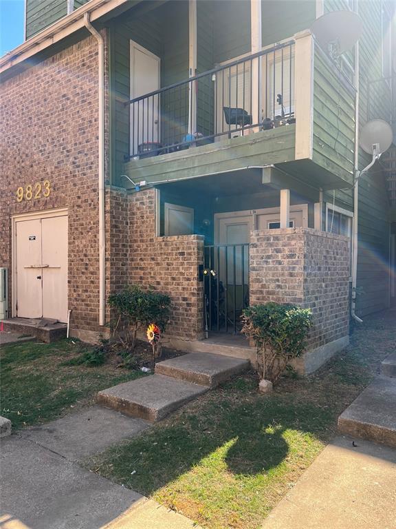 9823 Walnut Street L-114