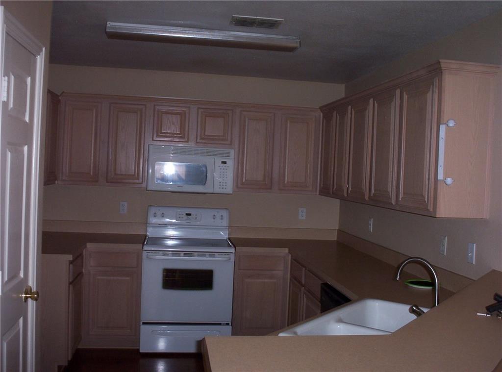 HUNTINGTON CREEK PH 1 - Residential Lease