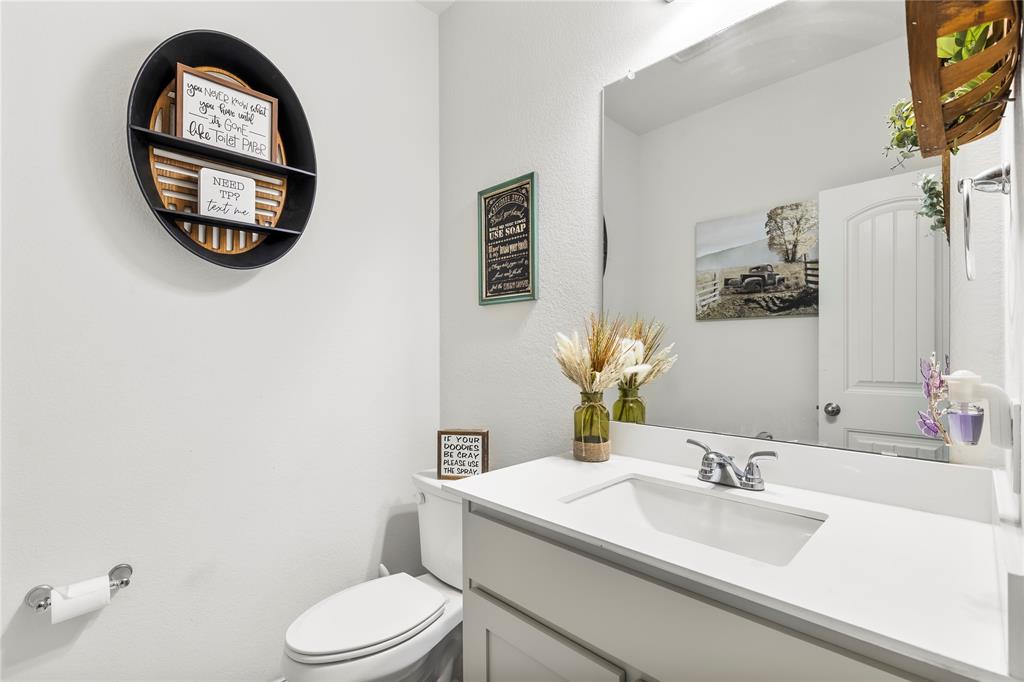 804 Feather Edge Drive