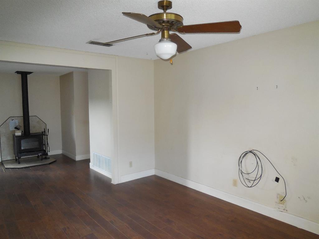 1220 Meadowbrook Street