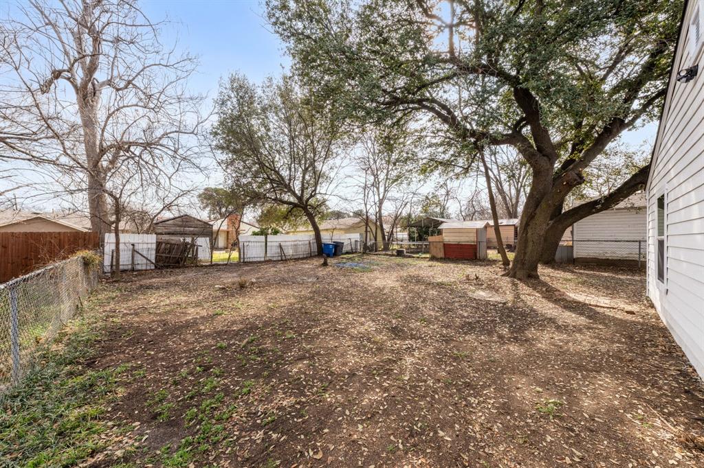 Bluebonnet Lawn - Residential