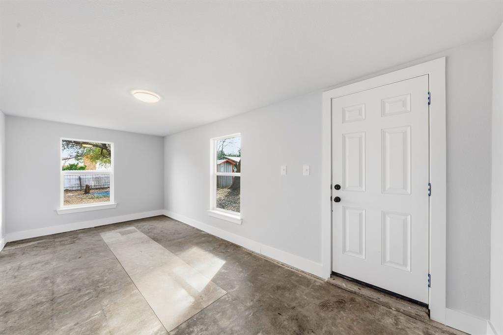 Bluebonnet Lawn - Residential