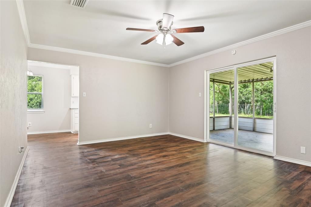 207 Bluebird Circle