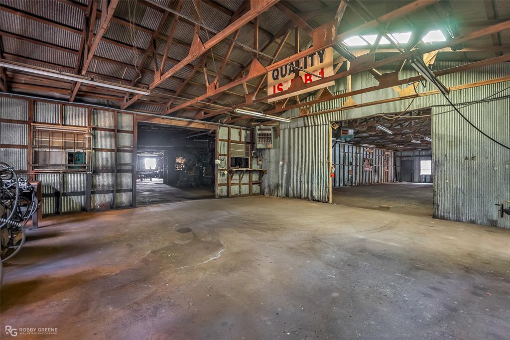 NA - Commercial Sale