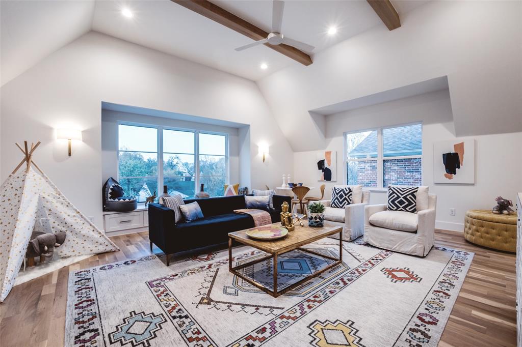 GASTONWOOD 3 - Residential