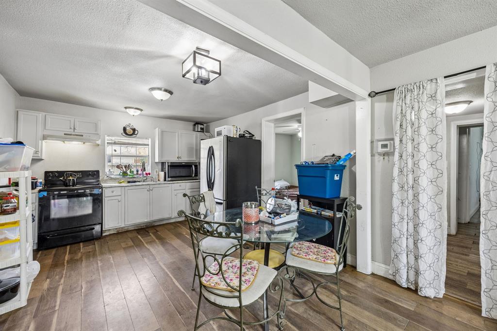 Bohny Gastons - Residential