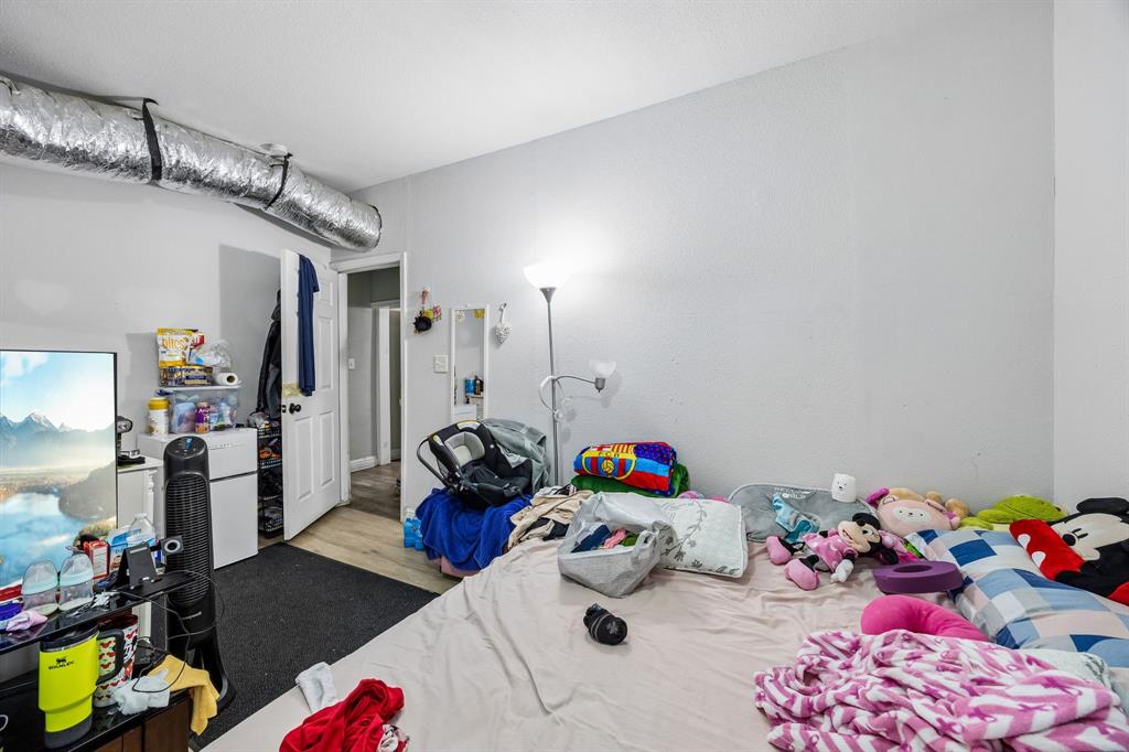 Bohny Gastons - Residential