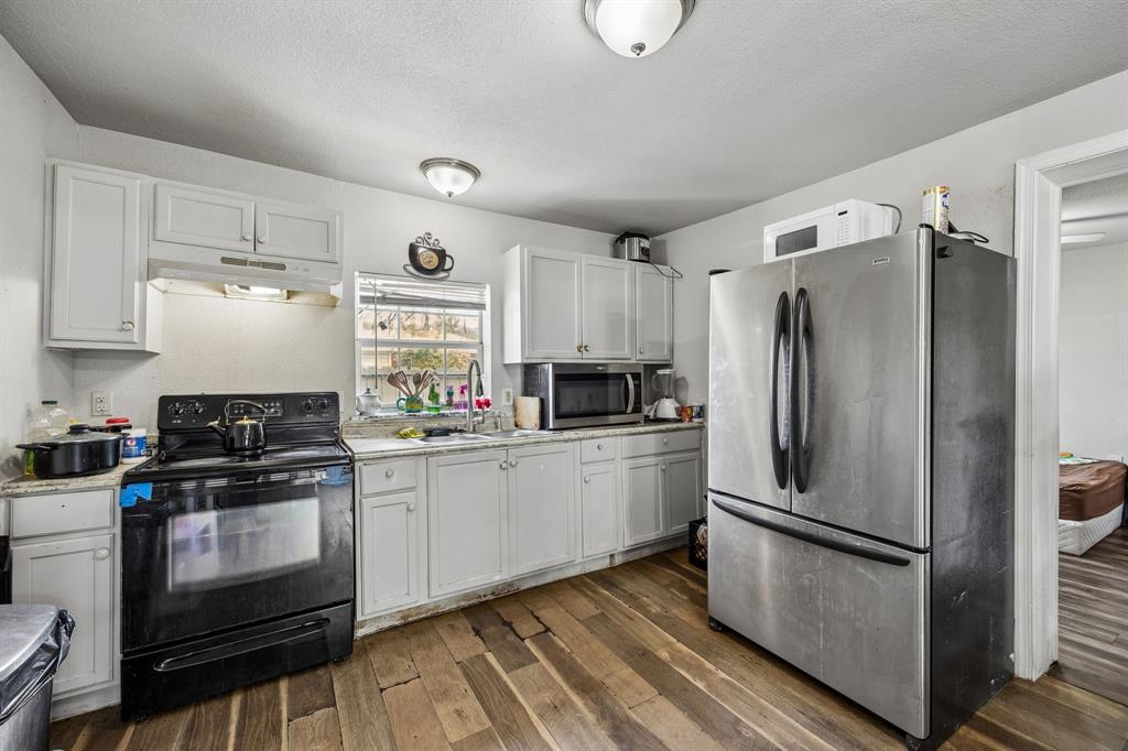 Bohny Gastons - Residential