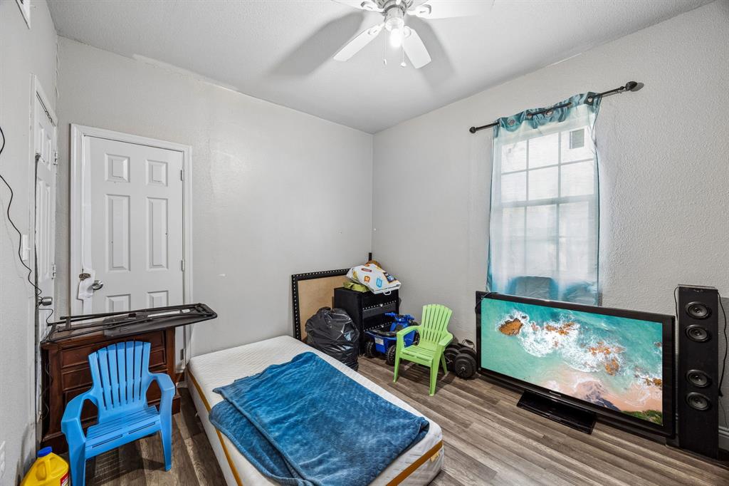 Bohny Gastons - Residential