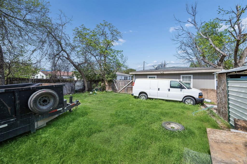 Bohny Gastons - Residential