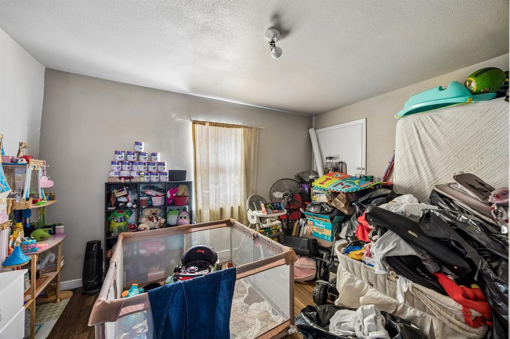 Bohny Gastons - Residential