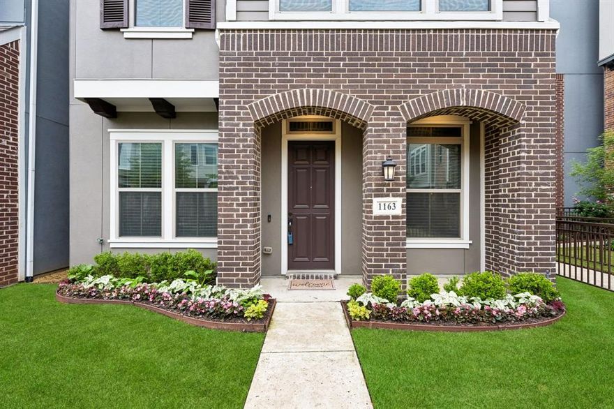 Welcome to Parkside at Trinity Green — one of the more desirable pockets within Trinity Groves, known for its walkability, green space, and inviting neighborhood feel.

Positioned within the landscaped interior courtyard, this corner home offers a more serene, inward-facing setting that feels intentionally removed from the surrounding area.

Inside, the home stands apart with a timeless, transitional design — a refreshing alternative to the boxy, hard-edged modern builds often found nearby. The open-concept layout features tall ceilings, abundant natural light, and thoughtful architectural details including wall molding accents and elevated finishes that create a warm, inviting feel throughout.

The kitchen is both functional and welcoming with granite countertops, GE Profile stainless appliances, and a large island that anchors the main living space.

Upstairs, you’ll find three bedrooms plus a versatile bonus living area, perfect for a home office, media room, or flex space. The primary suite offers a relaxing retreat with dual vanities, a soaking tub, and glass-enclosed shower.

Step out onto your front porch to enjoy your fenced-in green space, or head directly into the beautifully landscaped courtyard just beyond. Spend evenings strolling the neighborhood, relaxing by the community pool, visiting the dog park, or enjoying the open park space designed for gathering and connection.

All of this just minutes from Trinity Groves dining, Sylvan Thirty, the Design District, and Downtown Dallas.

This is one you have to experience in person to fully appreciate.