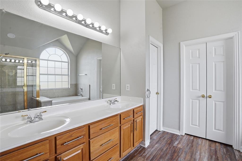 Courts Of Willow Creek Add - Residential