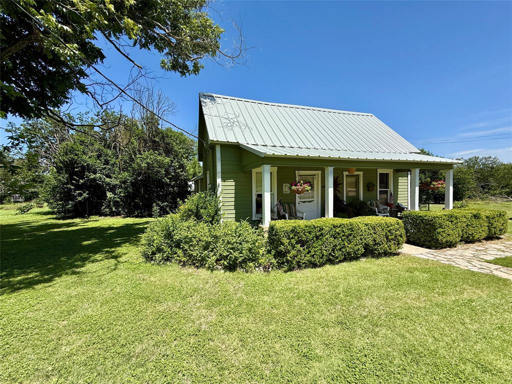 713 N Mesquite Street