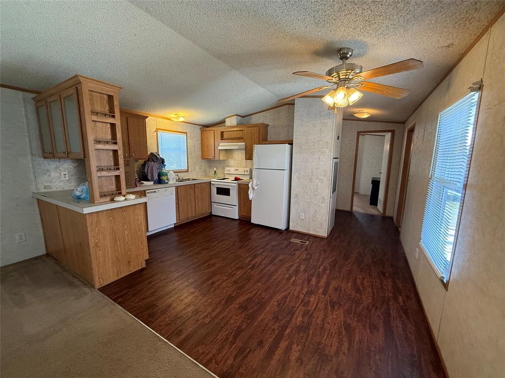 1321 Phoenix Court