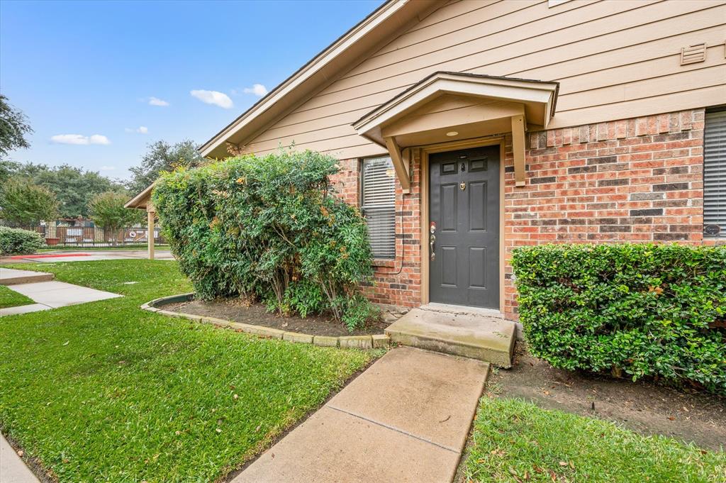 5664 Cedar Creek Drive