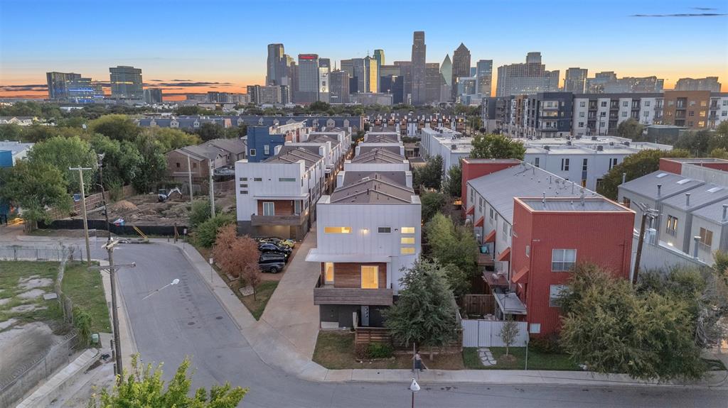 Photo of 1510 N Washington Avenue #703, Dallas, TX 75204 (MLS # 21406358)