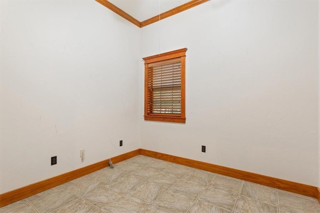 Three 17 River Oaks - Residential