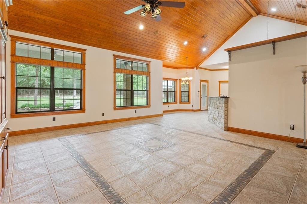 Three 17 River Oaks - Residential