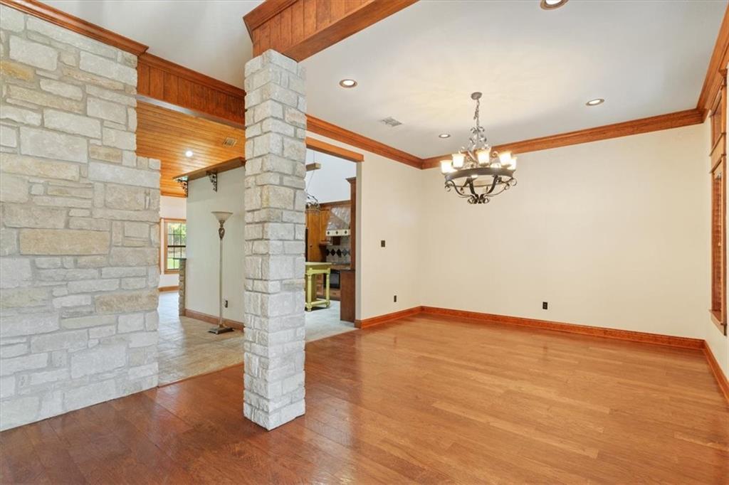 Three 17 River Oaks - Residential