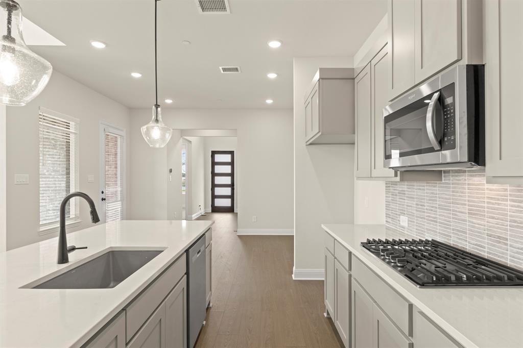 Ridgeline Towns - Residential