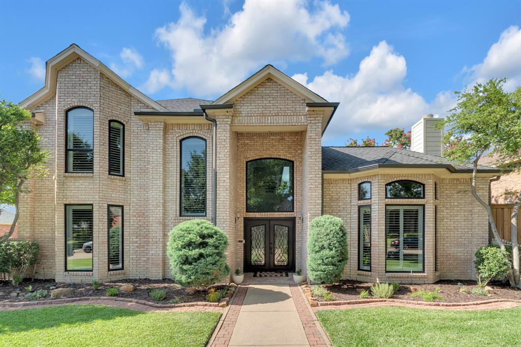 1725 Simsbury Drive