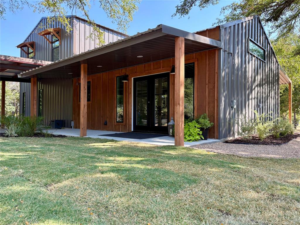 823 County Road 237