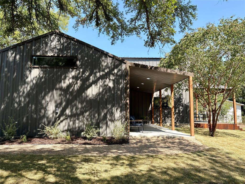 Willow Beach - Residential