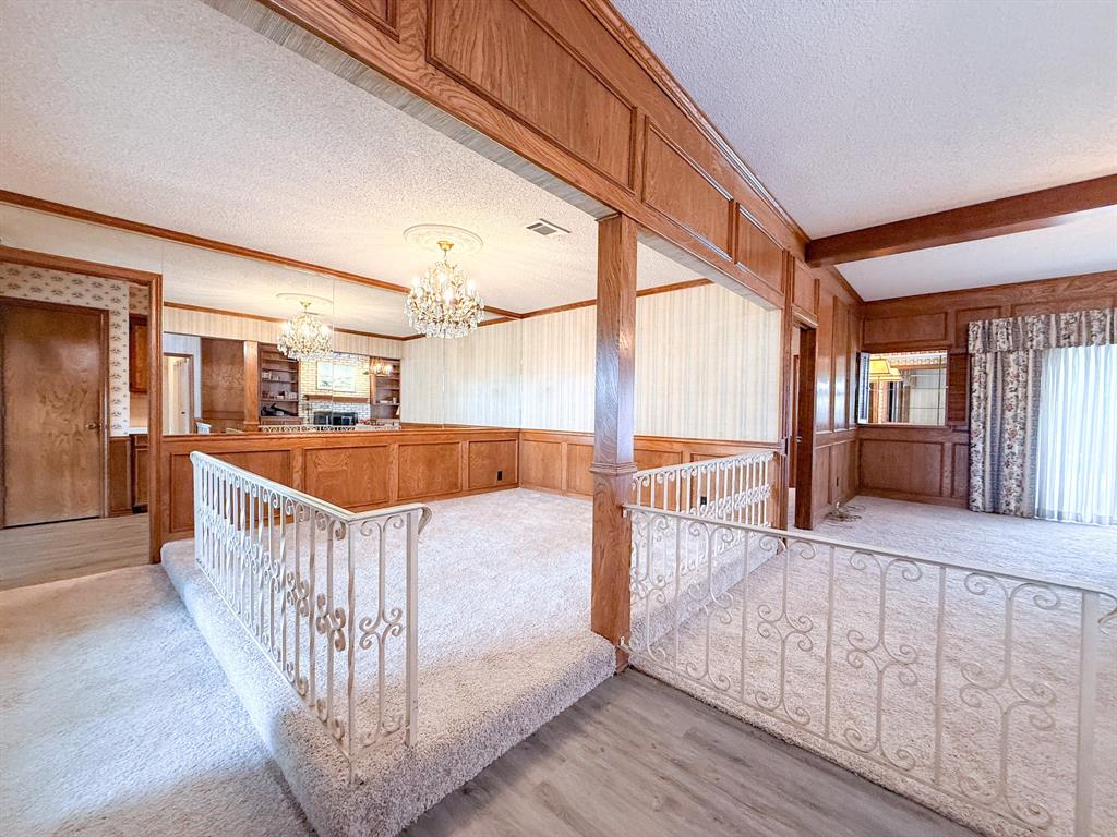 605 E Spring Valley Road