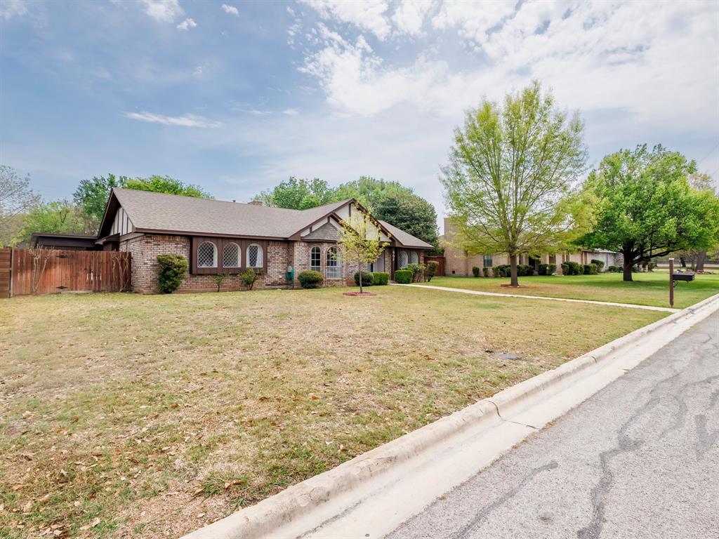 802 Quail Run