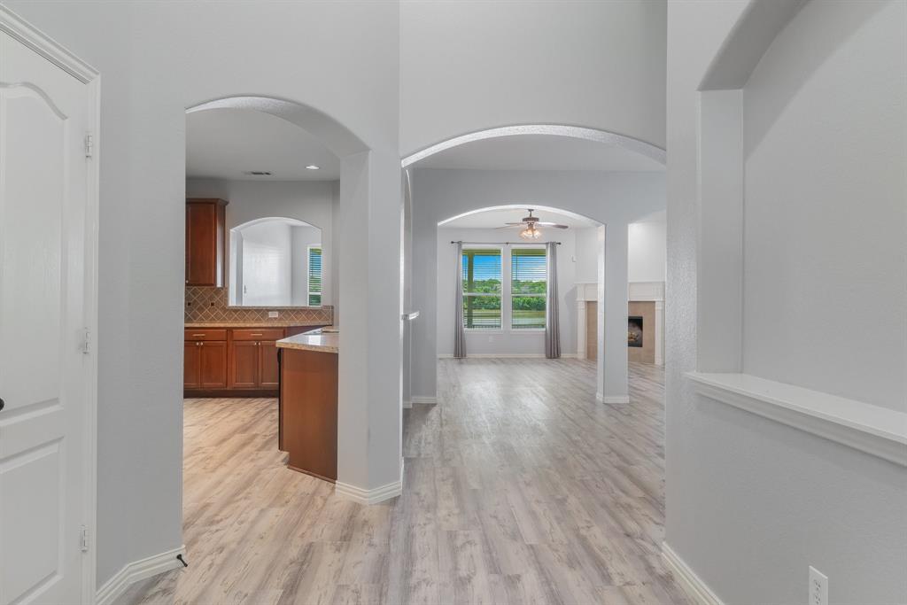 Waterfront Enchanted Bay Fwy - Residential