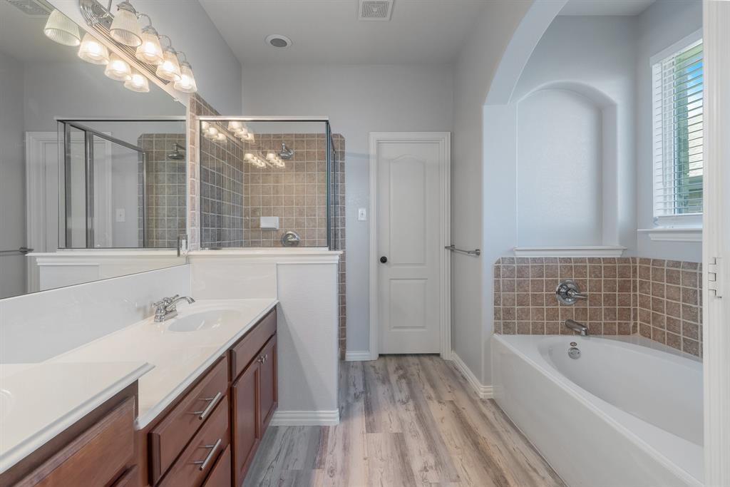 Waterfront Enchanted Bay Fwy - Residential