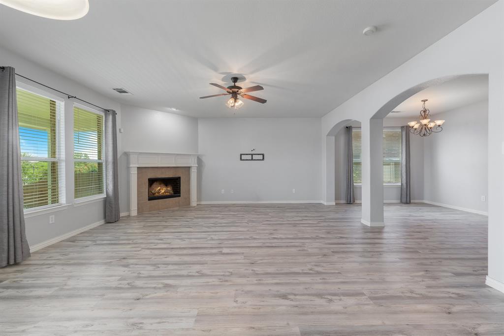 Waterfront Enchanted Bay Fwy - Residential