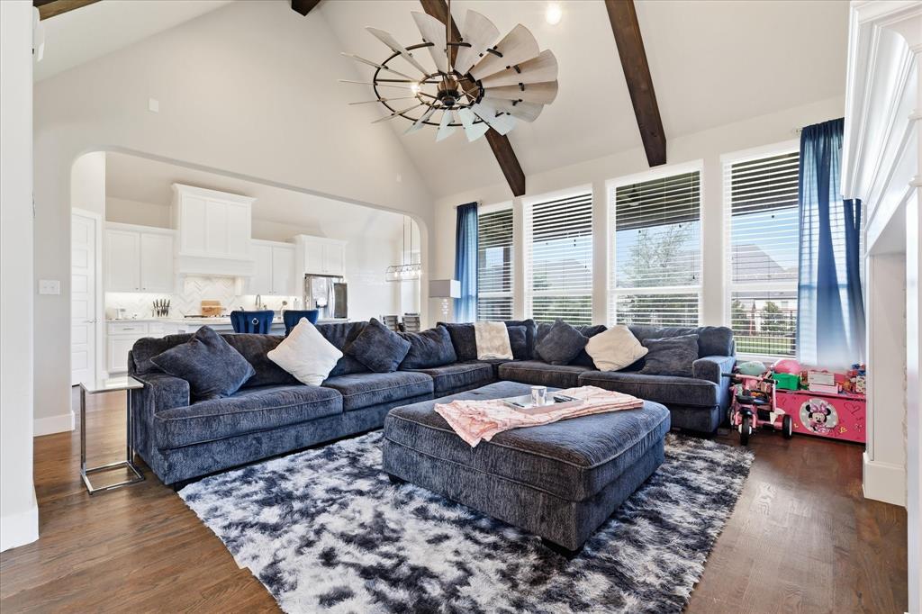 3383 Waverly Drive