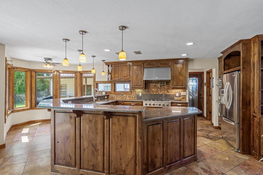 Abstract #586 - Residential