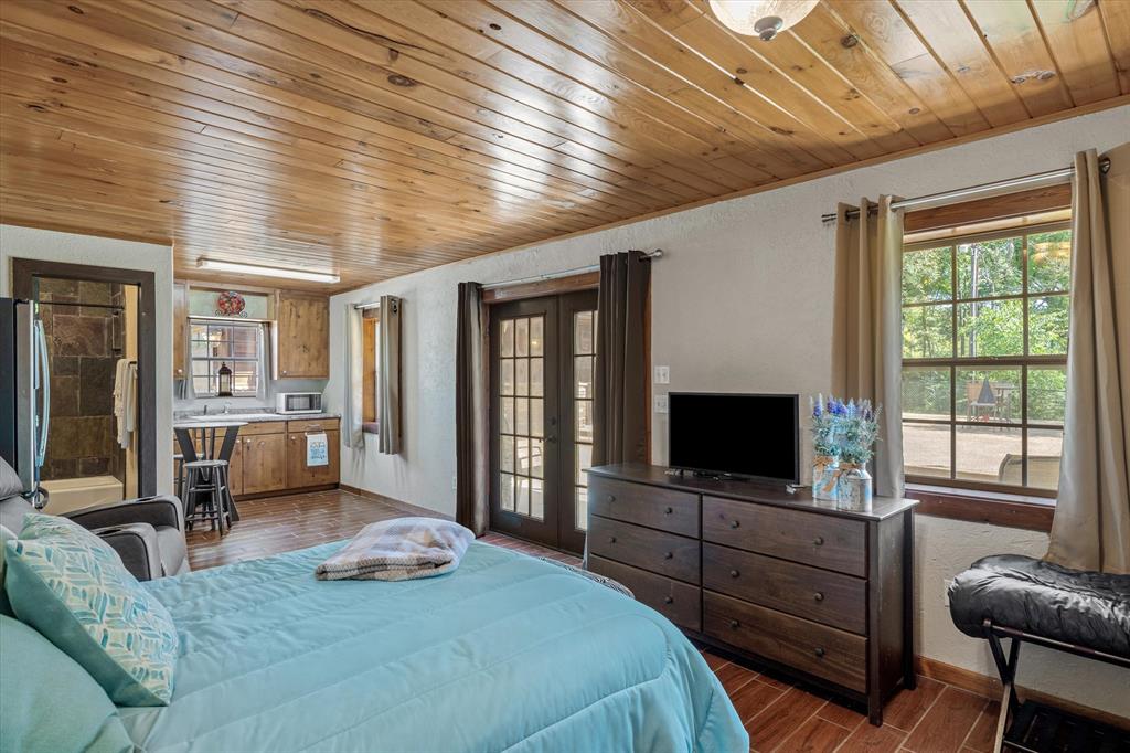 Abstract #586 - Residential