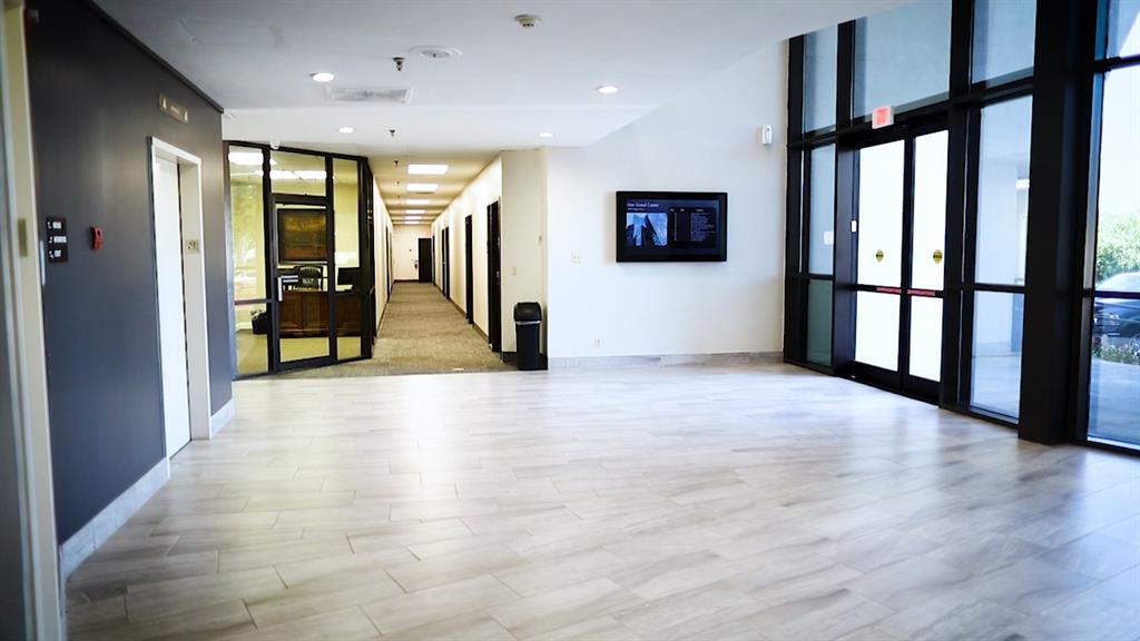 G-2237 - Commercial Lease